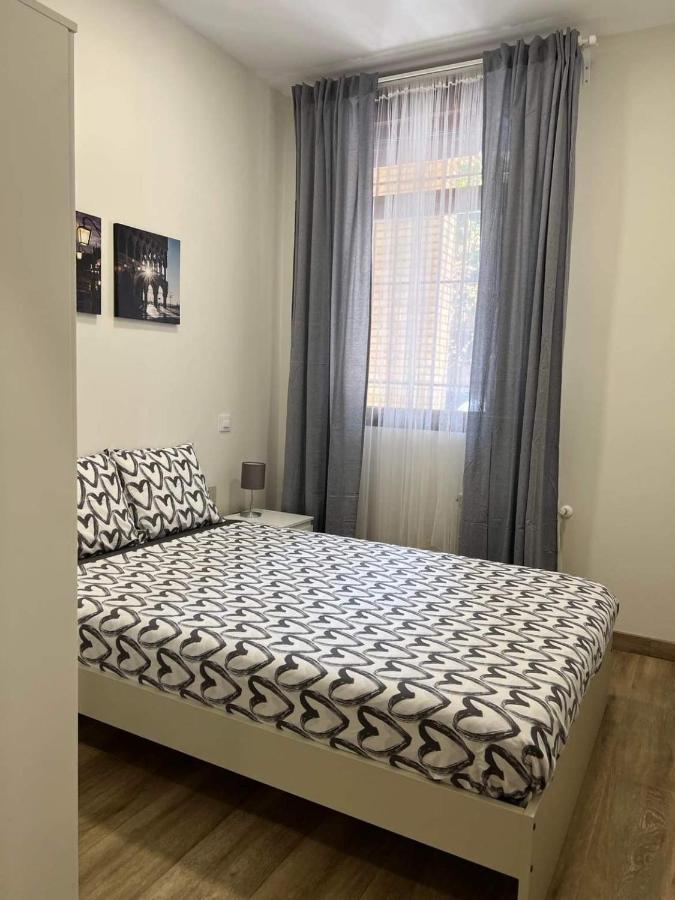 Pradalongo Apartment Мадрид Екстериор снимка
